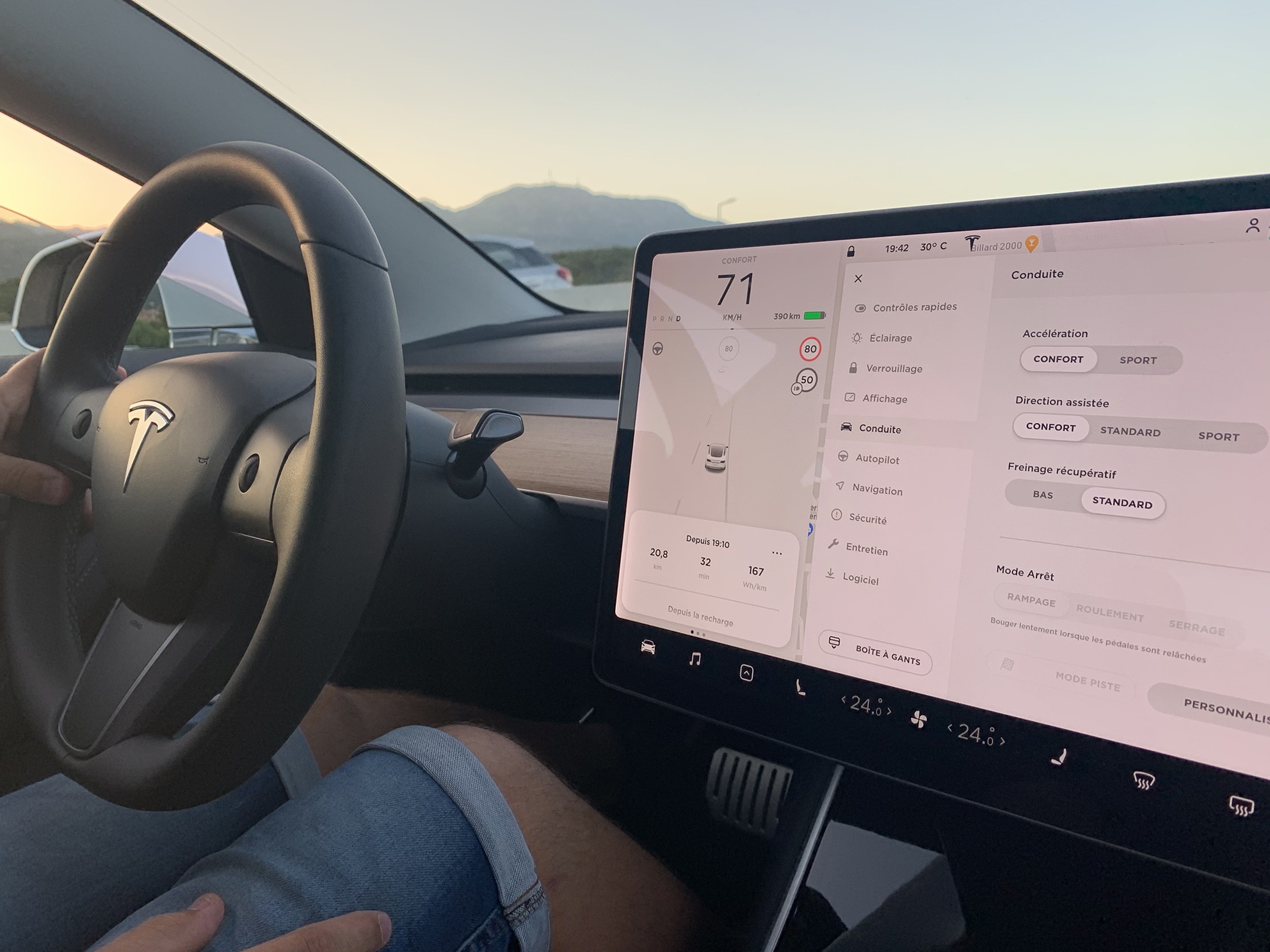 tesla-model-3-interieur-test